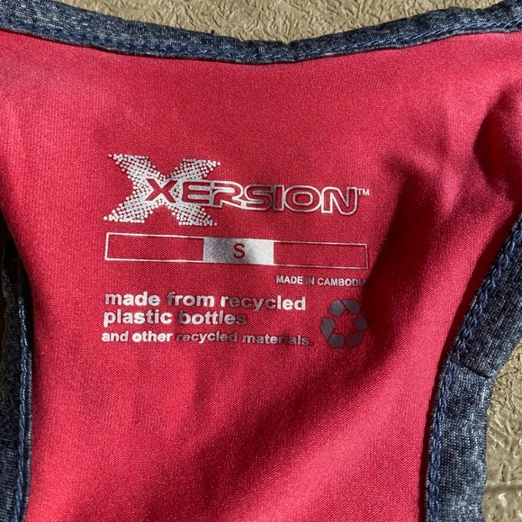 XERSION Gray and pink tank top - Picture 2 of 3